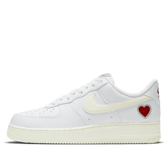 Giày Air Force 1 Low ‘Valentine’s Day 2021’ DD7117-100
