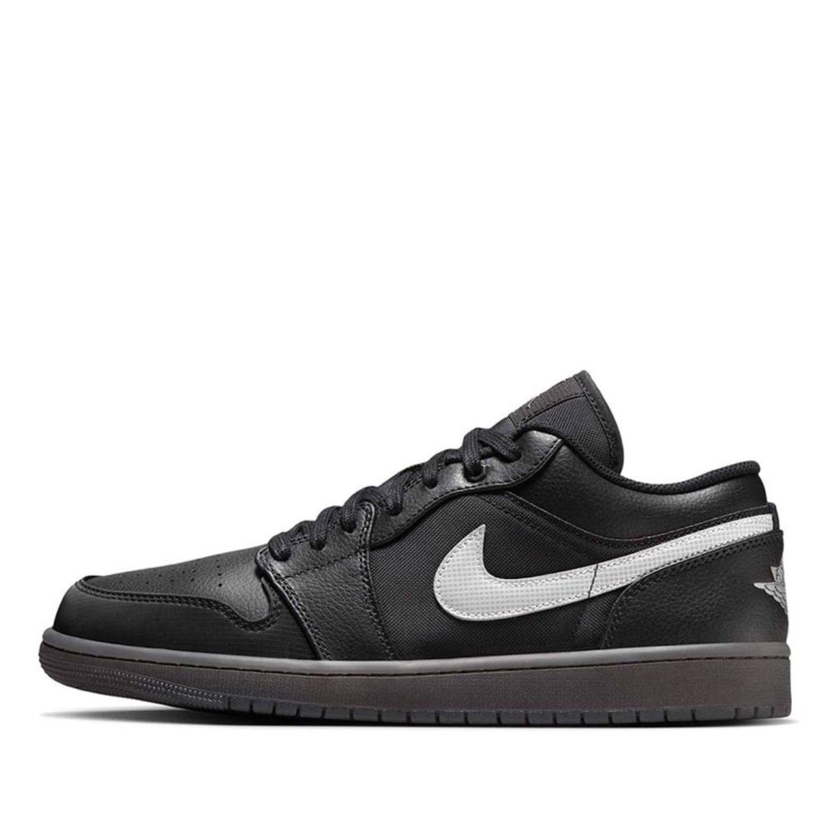 Giày Air Jordan 1 Low Black White Dark Gum HV5968-001