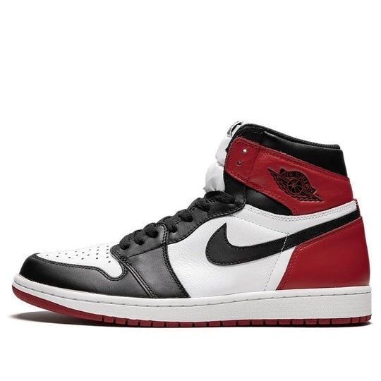 Giày Air Jordan 1 Retro High OG ‘Black Toe’ 2016 555088-125