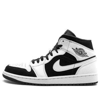 Giày Air Jordan 1 Retro Mid ‘Tuxedo’ 554724-113
