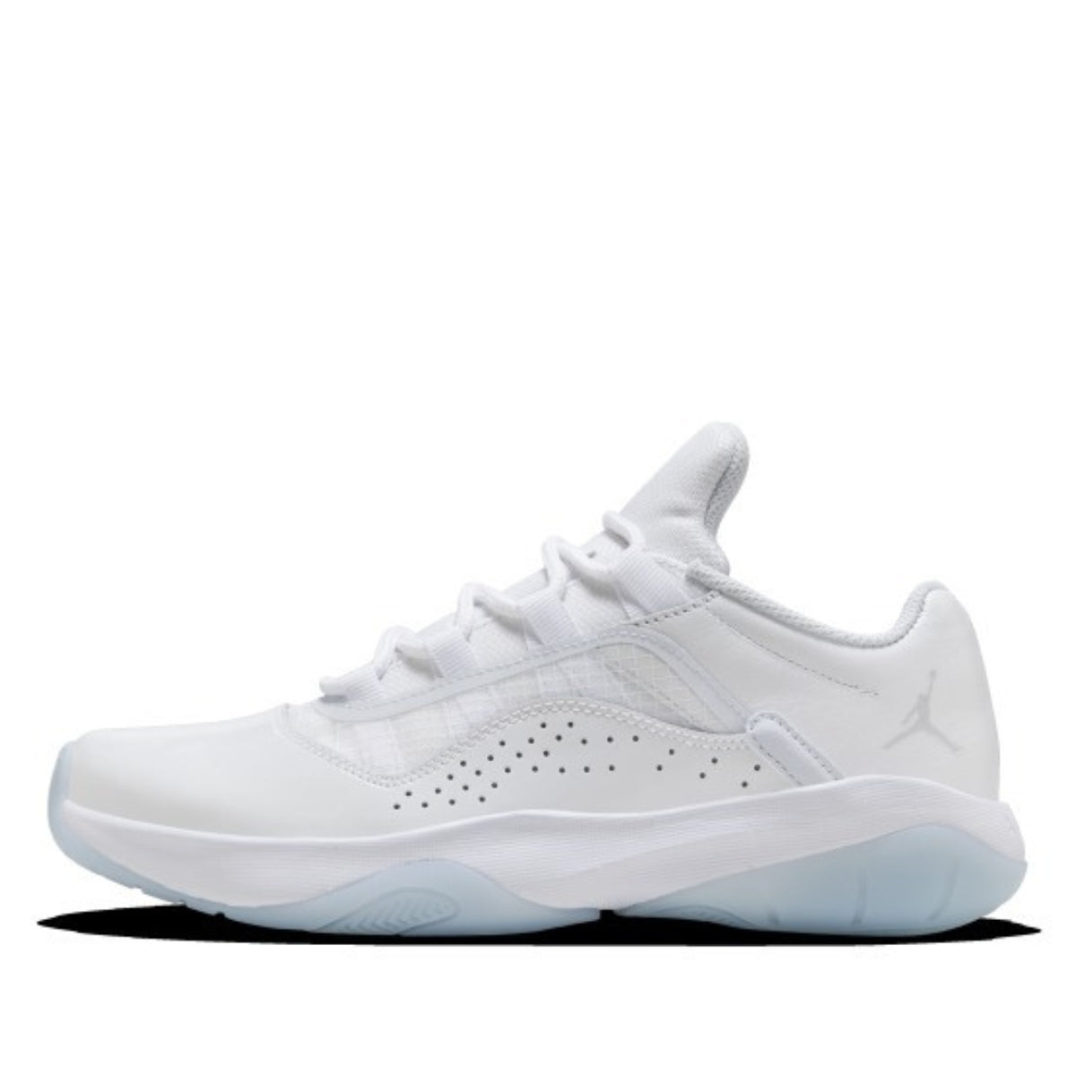 Giày Air Jordan 11 CMFT Low ‘White Ice Blue’ (Wmns) DV2629-140