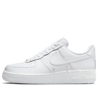 Giày Nike Air Force 1 ’07 SE ‘Pearl White’ DQ0231-100