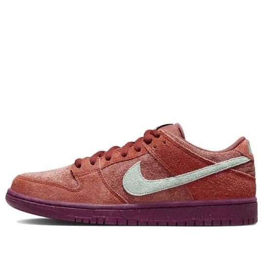 Giày Nike Dunk Low SB ‘Mystic Red Rosewood’ DV5429-601