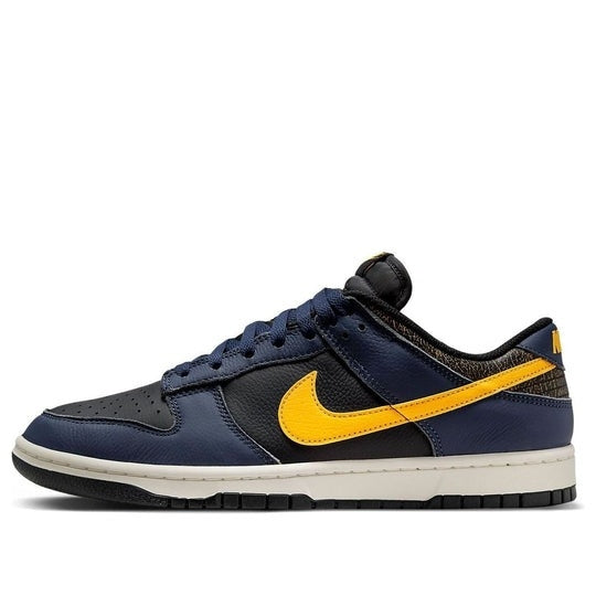 Giày Nike Dunk Low ‘Vintage Michigan’ FZ4014-010