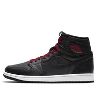 Giày nam Air Jordan 1 Retro High OG ‘Black Gym Red’ 555088-060