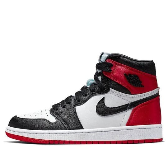 Giày nam Wmns Air Jordan 1 Retro High ‘Satin Black Toe’ CD0461-016