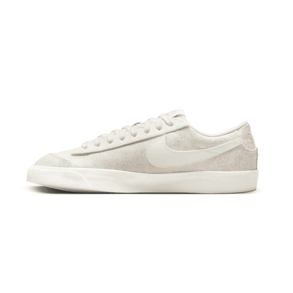 Giày Nike Blazer Low Decorative Stitching DR9955-100