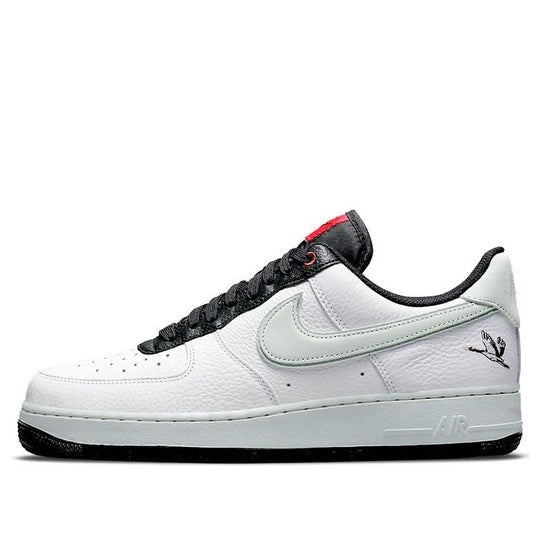 Giày Nike Air Force 1 ’07 LX ‘Crane’ DA8482-100